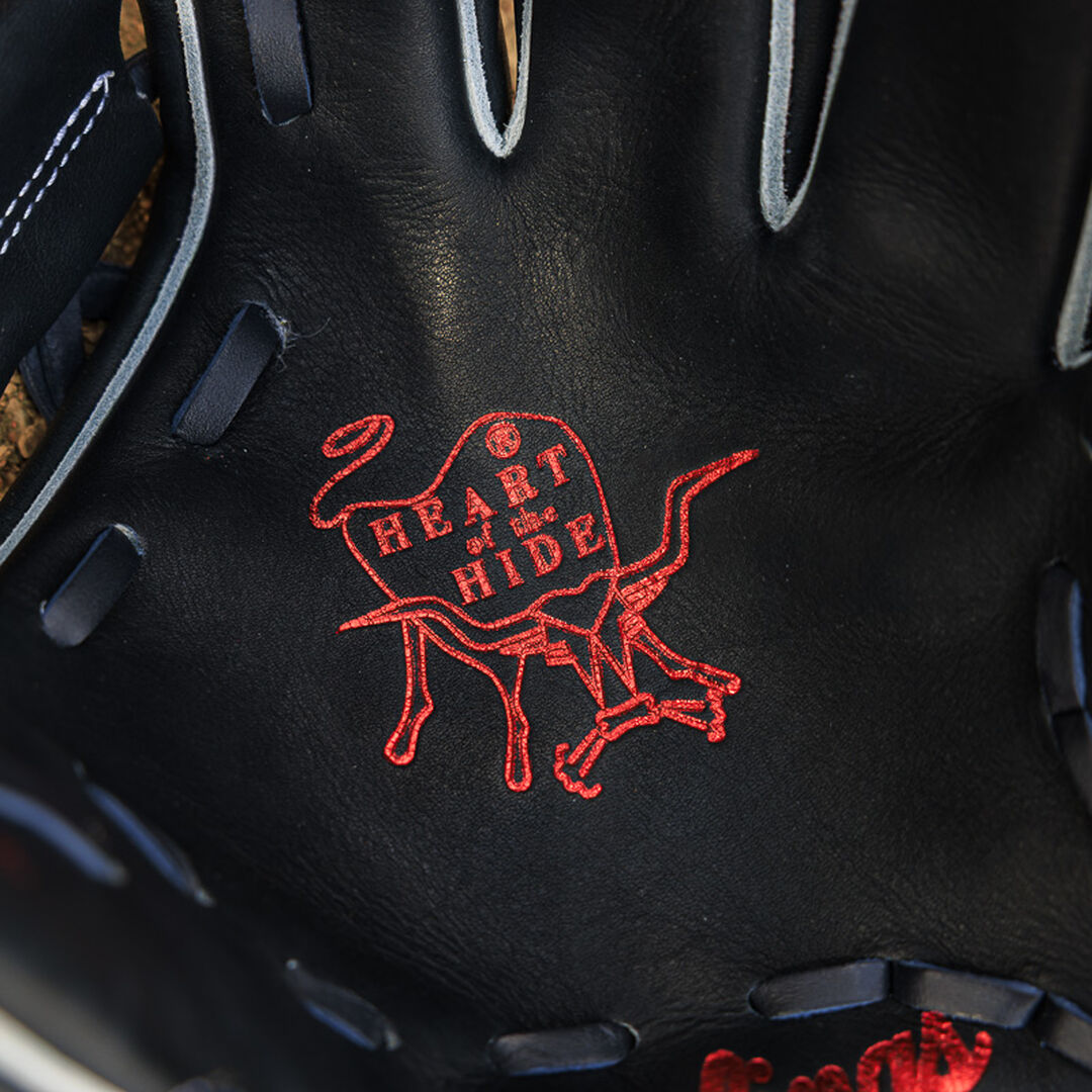 Boston Red Sox Heart of the Hide 11.75-Inch Infield Glove - Image 14