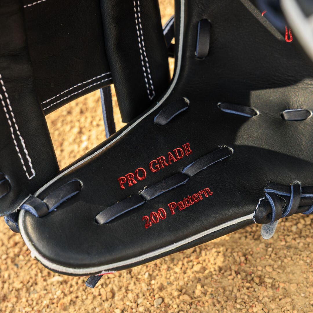 Boston Red Sox Heart of the Hide 11.75-Inch Infield Glove - Image 16