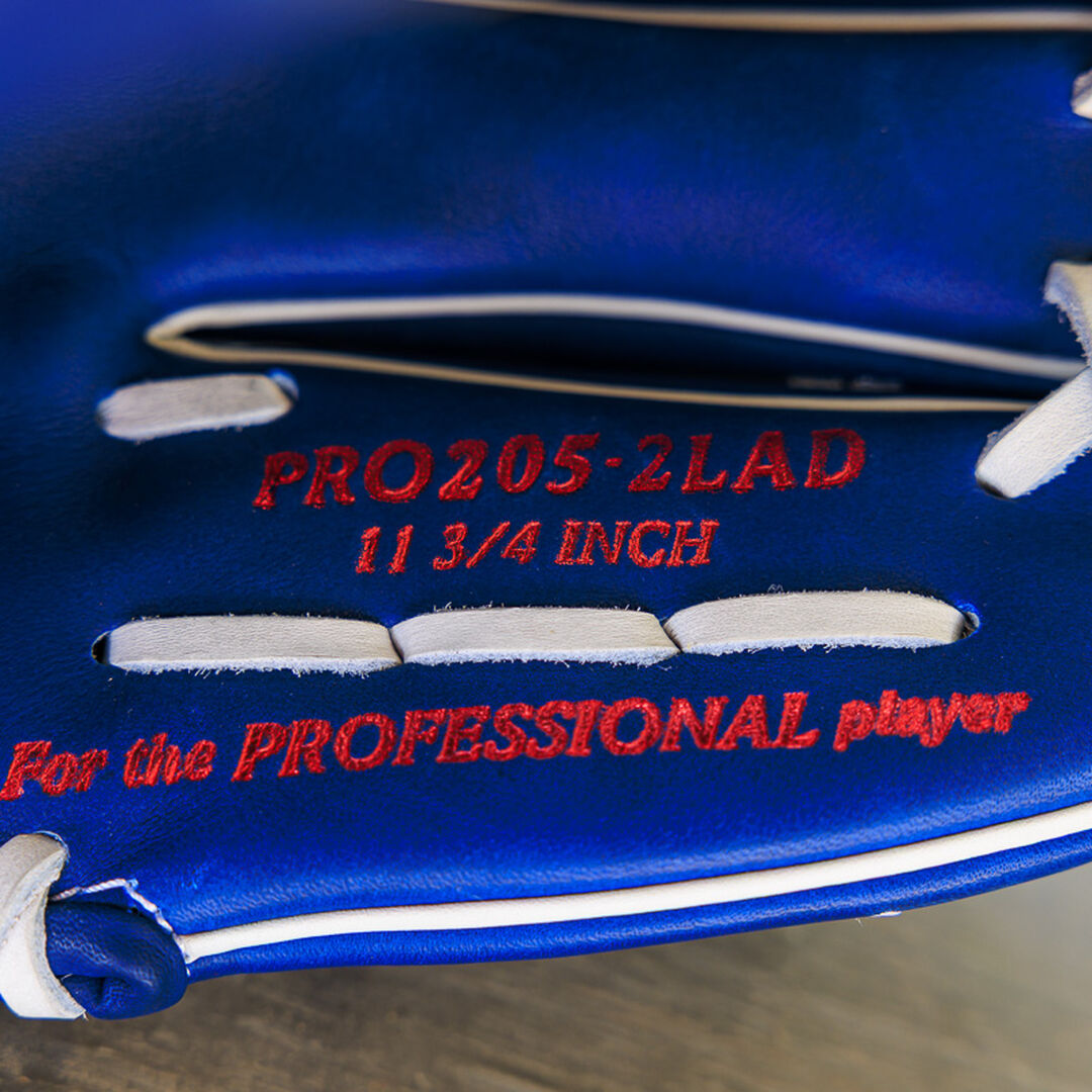 Los Angeles Dodgers Heart of the Hide 11.75-Inch Infield Glove - Image 13