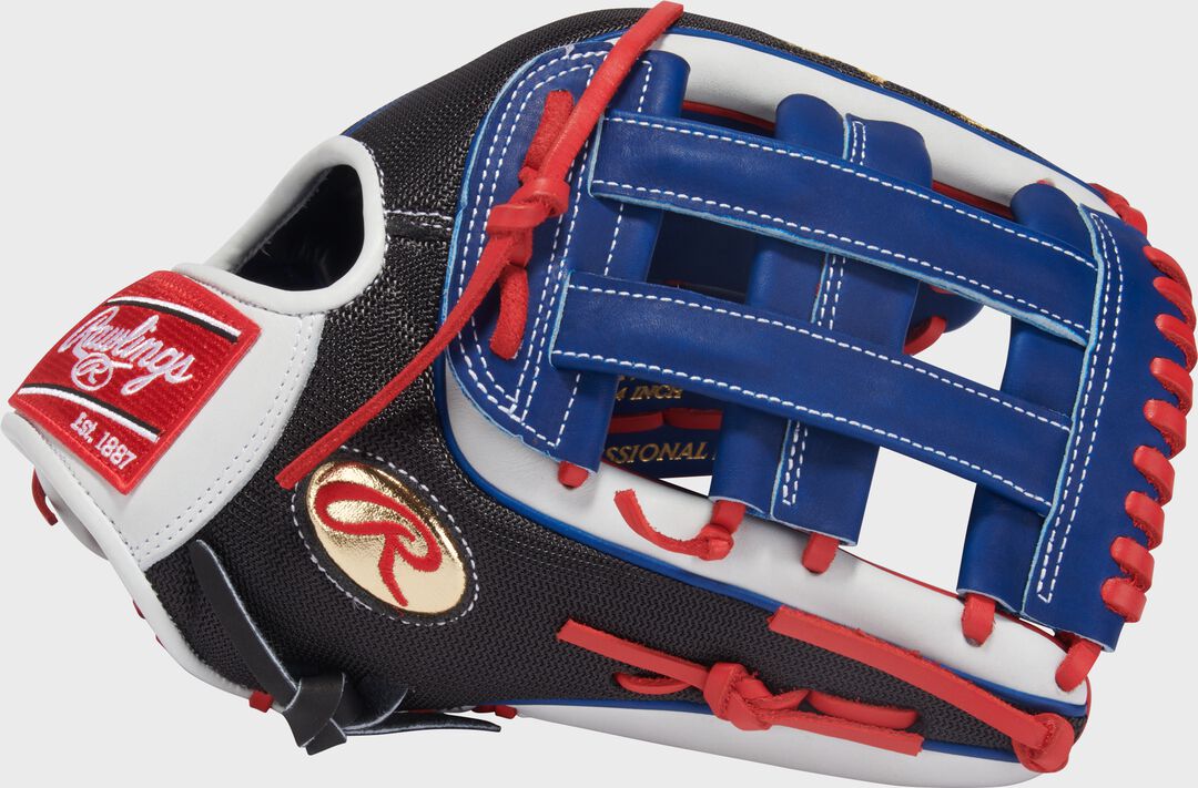 Gameday 57 Series Adolis García Heart of the Hide Glove Right Hand Throw - Image 2