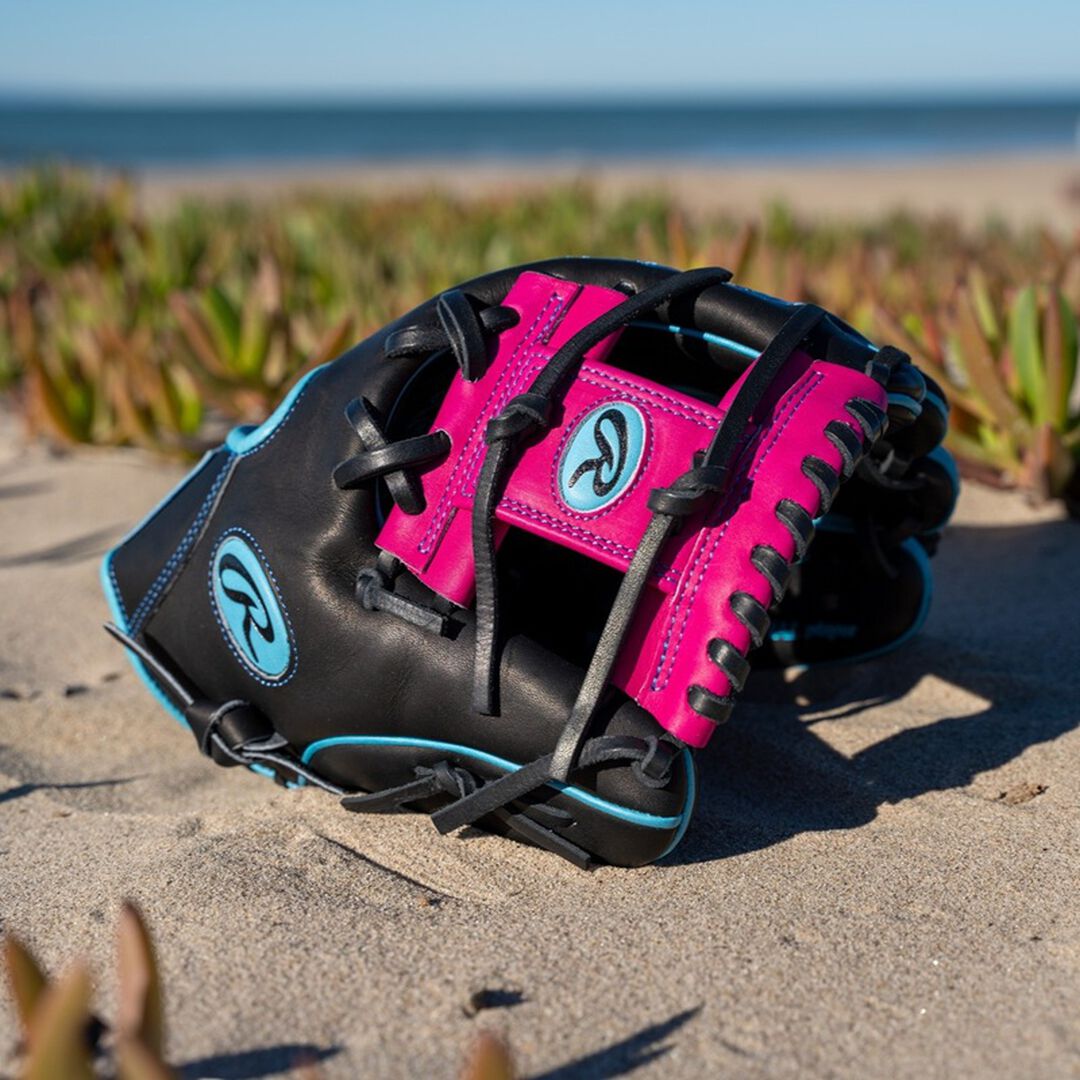 Rawlings Heart of the Hide Spring Break 11.5 Inch Infield Glove Right Hand Throw - Image 4