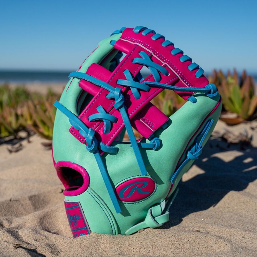 Rawlings Heart of the Hide Spring Break 11.5 Inch Infield Glove Right Hand Throw - Image 3
