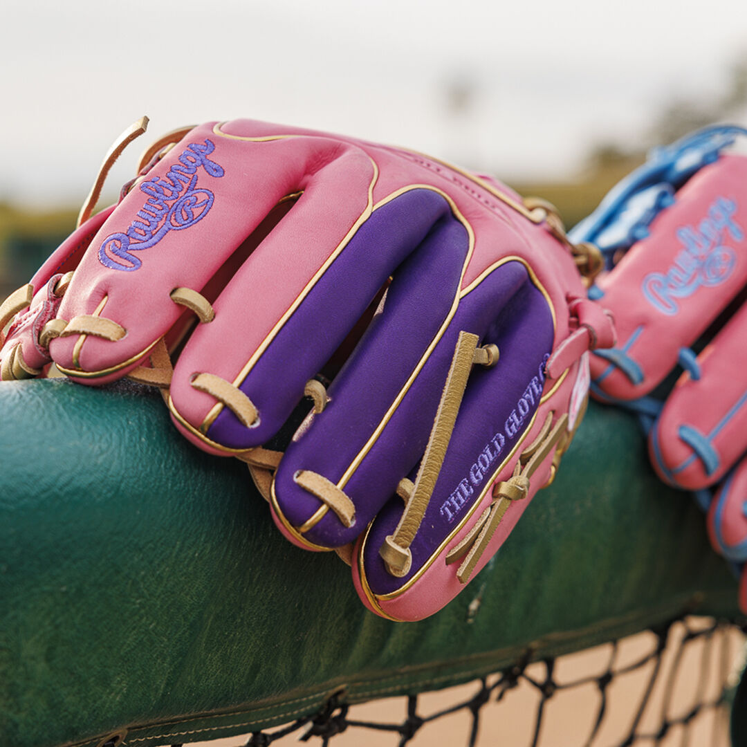 Exclusive Heart of the Hide 11.5" Wing Tip Glove Right Hand Throw - Image 9