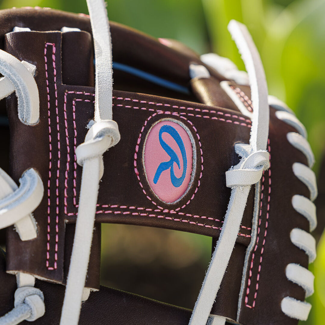 Exclusive Rabbit Heart of the Hide 11.75" Infield Glove Right Hand Throw - Image 13